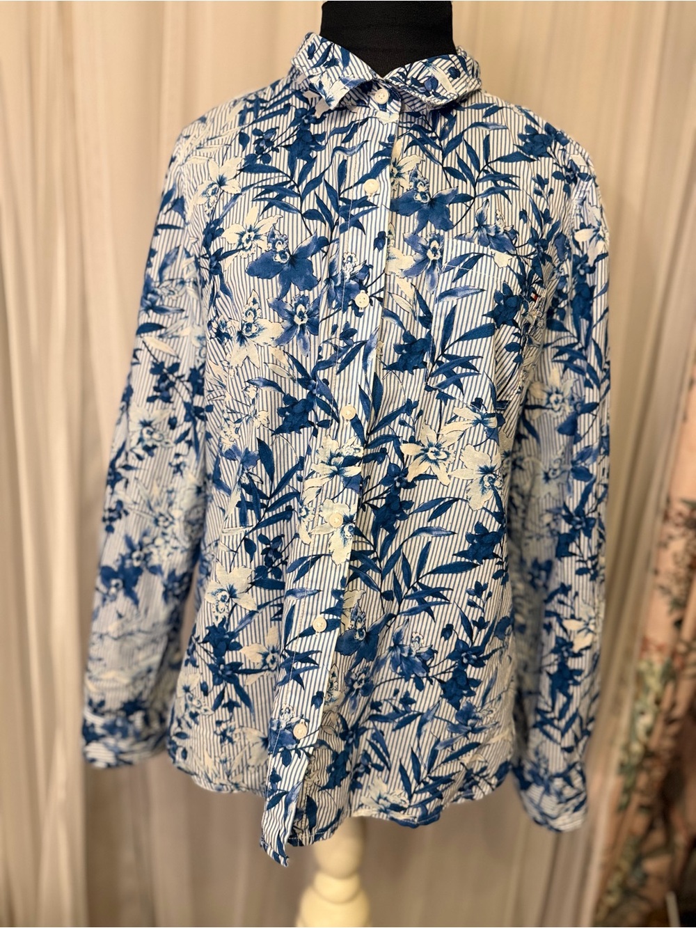 Tommy Hilfiger Blue White Floral Stripe Button Down Shirt Women’s M Cotton